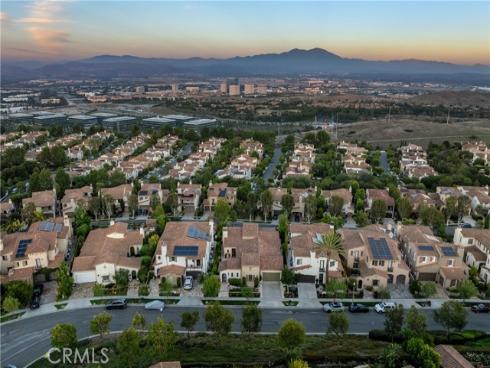 20  Dreamlight  , Irvine, CA