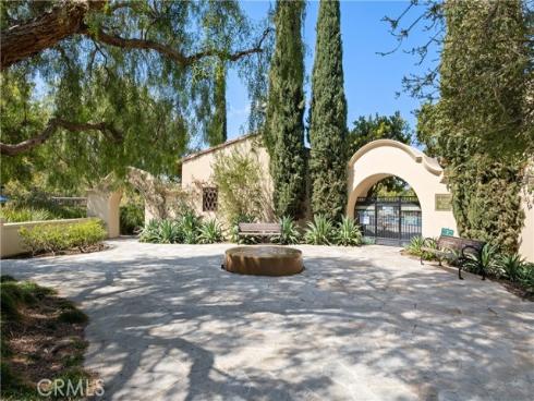 20  Dreamlight  , Irvine, CA