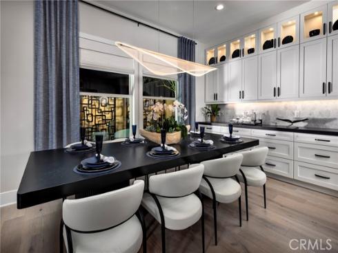 145  Apron  , Irvine, CA