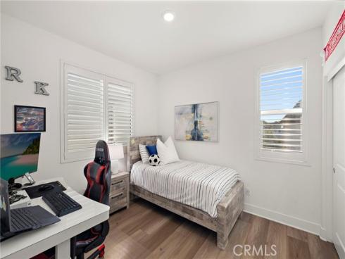 312  Merit  , Irvine, CA