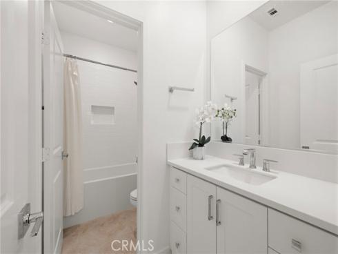 312  Merit  , Irvine, CA