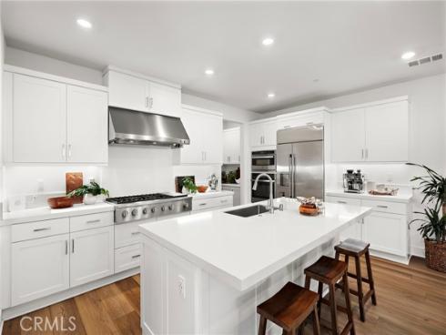 312  Merit  , Irvine, CA