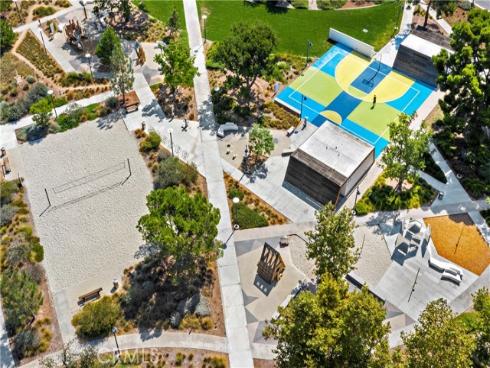 312  Merit  , Irvine, CA