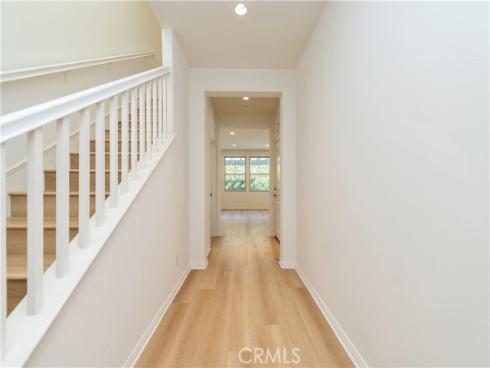 27  Maycrest  , Irvine, CA