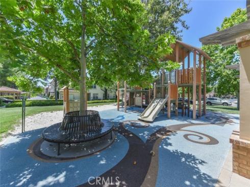 27  Maycrest  , Irvine, CA