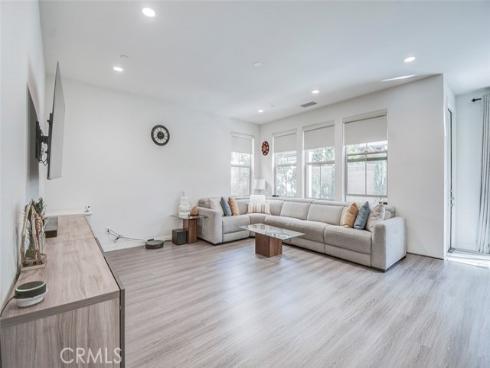 128  Full Sun  , Irvine, CA