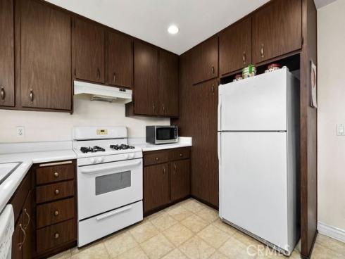 35  Firwood  , Irvine, CA