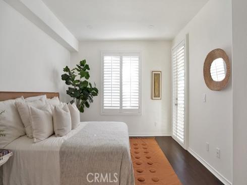 2233  Martin  216 , Irvine, CA