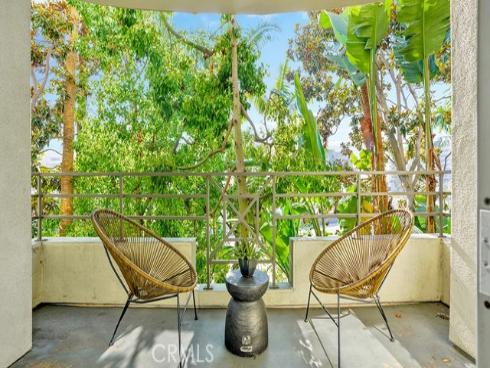 2233  Martin  216 , Irvine, CA