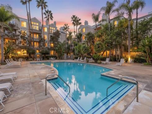 2233  Martin  216 , Irvine, CA