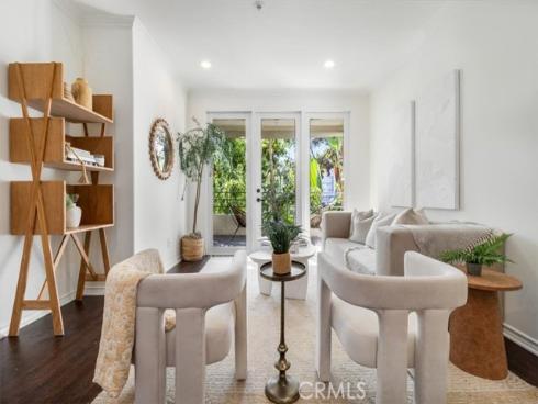 2233  Martin  216 , Irvine, CA