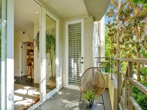 2233  Martin  216 , Irvine, CA