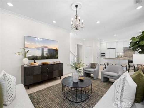 61  Lupari  , Irvine, CA