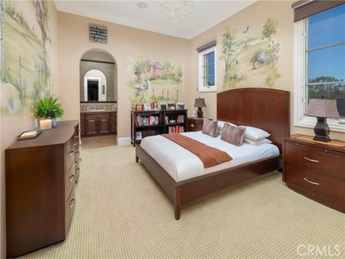 47  Vernal  , Irvine, CA