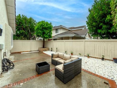 29  Cedarlake #53  , Irvine, CA