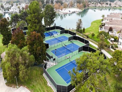 29  Cedarlake #53  , Irvine, CA