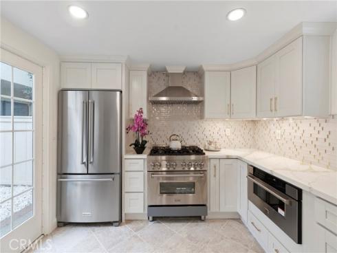 29  Cedarlake #53  , Irvine, CA