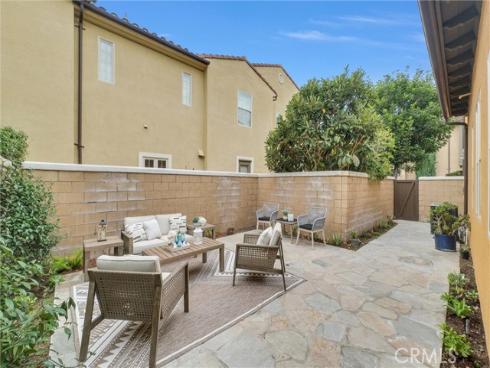 65  Chantilly  , Irvine, CA