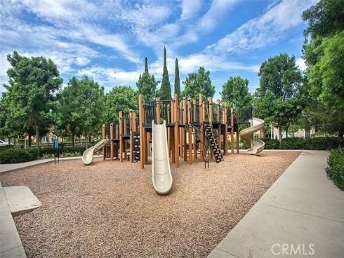 65  Chantilly  , Irvine, CA