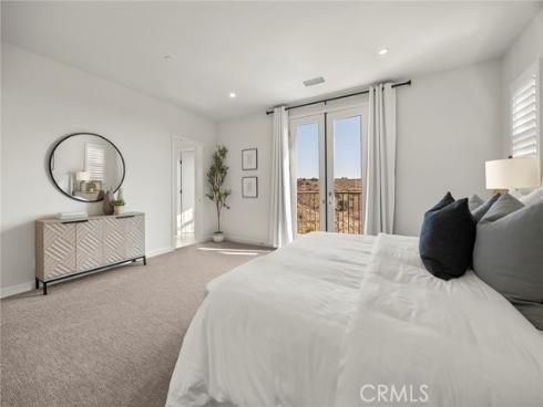 208  Canterbury  , Irvine, CA