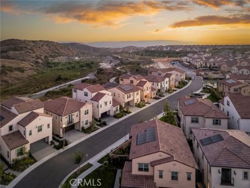 208  Canterbury  , Irvine, CA