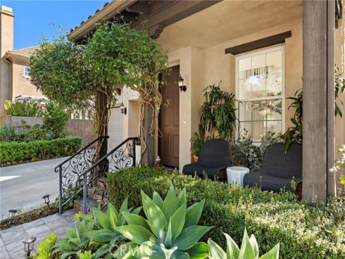 18  Bel Spring  , Irvine, CA