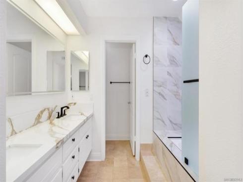 73  Lehigh Aisle  #71 , Irvine, CA