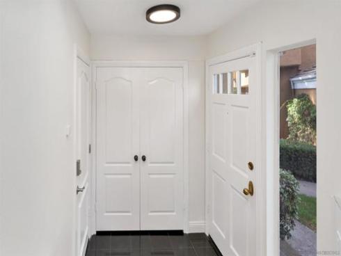 73  Lehigh Aisle  #71 , Irvine, CA