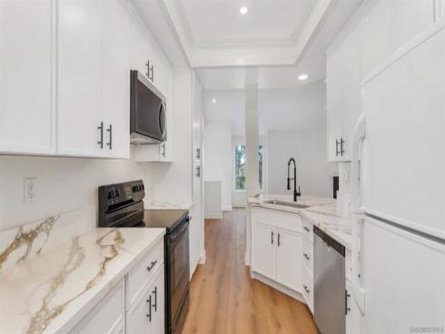 73  Lehigh Aisle  #71 , Irvine, CA