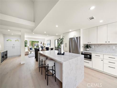 5071  Bayonne   Circle, Irvine, CA