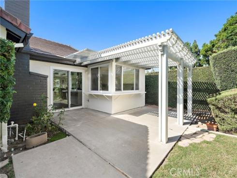 5071  Bayonne   Circle, Irvine, CA