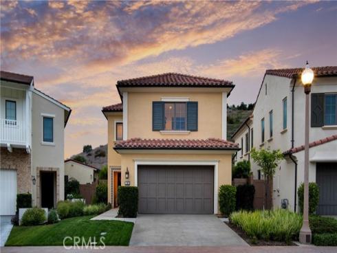 343  Paradiso  , Irvine, CA