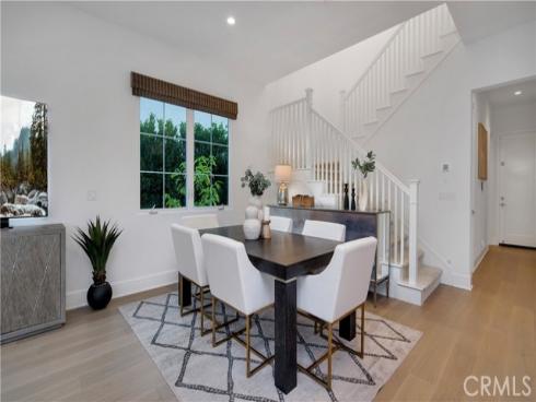 343  Paradiso  , Irvine, CA