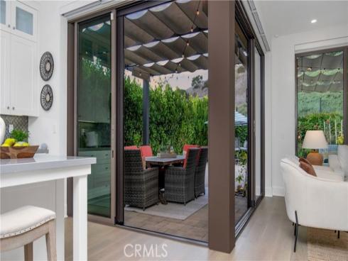 343  Paradiso  , Irvine, CA