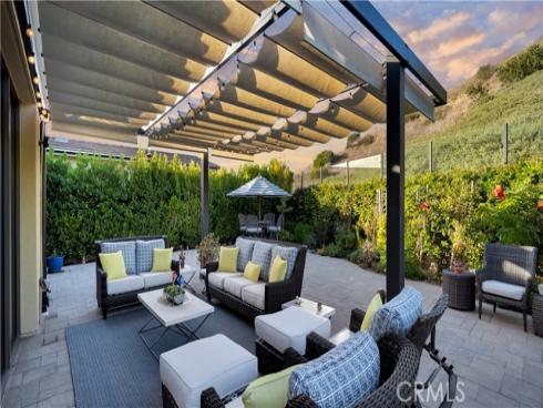 343  Paradiso  , Irvine, CA