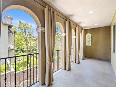 221  Lonetree  , Irvine, CA