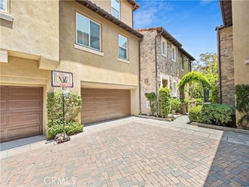221  Lonetree  , Irvine, CA