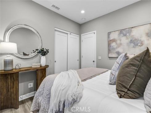 107  Copeland  , Irvine, CA