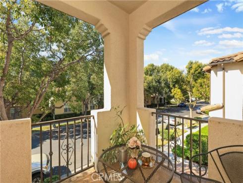 51  Olivehurst  , Irvine, CA