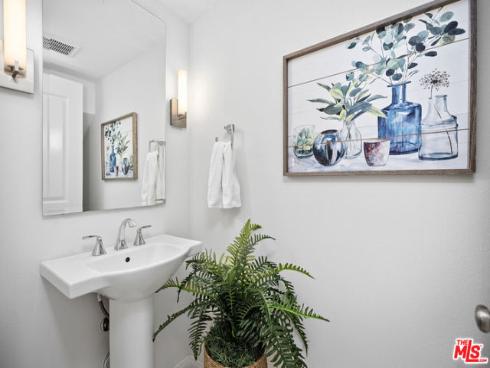 120  Okra  , Irvine, CA