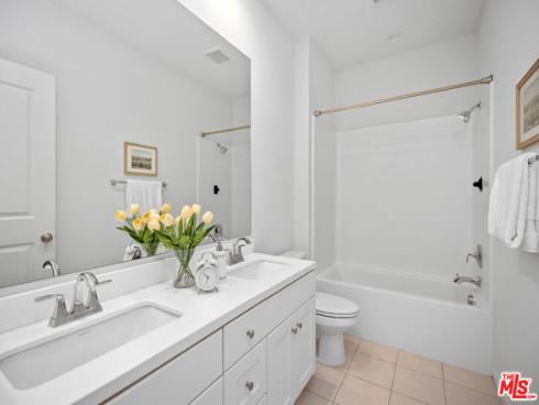 120  Okra  , Irvine, CA