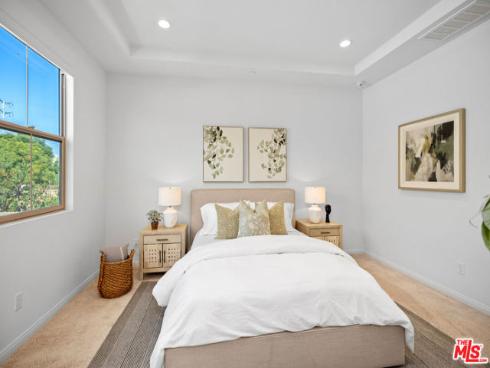 120  Okra  , Irvine, CA