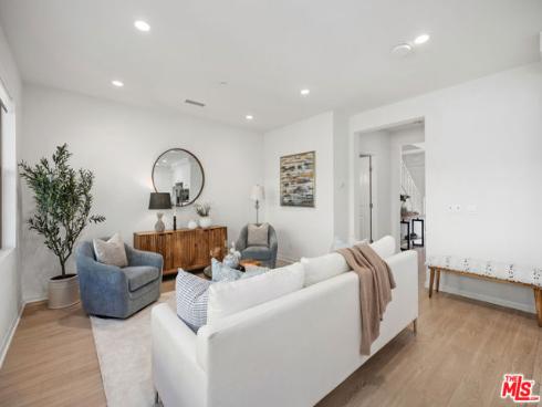 120  Okra  , Irvine, CA