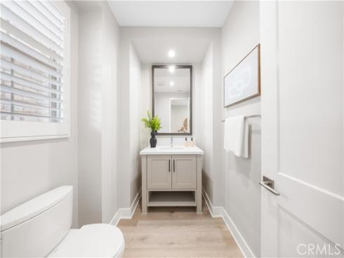 157  Fairgreen  , Irvine, CA