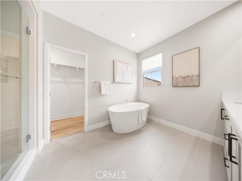 157  Fairgreen  , Irvine, CA