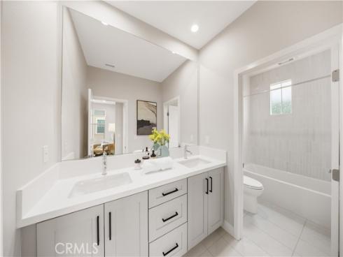 157  Fairgreen  , Irvine, CA