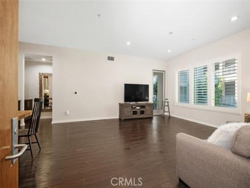 21  Gramercy  202 , Irvine, CA