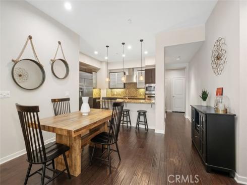 21  Gramercy  202 , Irvine, CA