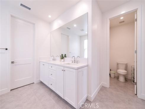 258  Maricopa  , Irvine, CA