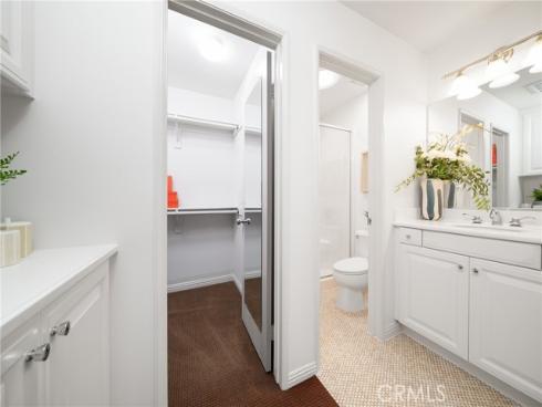 49  Canal  , Irvine, CA